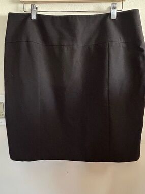Simply Styled Petite Classic Black Pencil Skirt - Women's Tailored Workwear